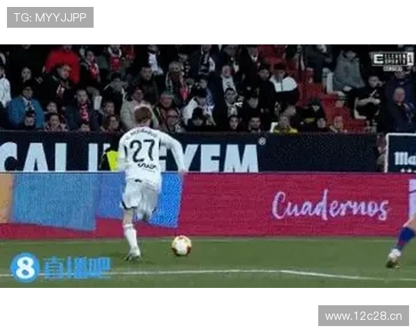 巴萨半场3-1领先 塞维利亚奥尔莫破门